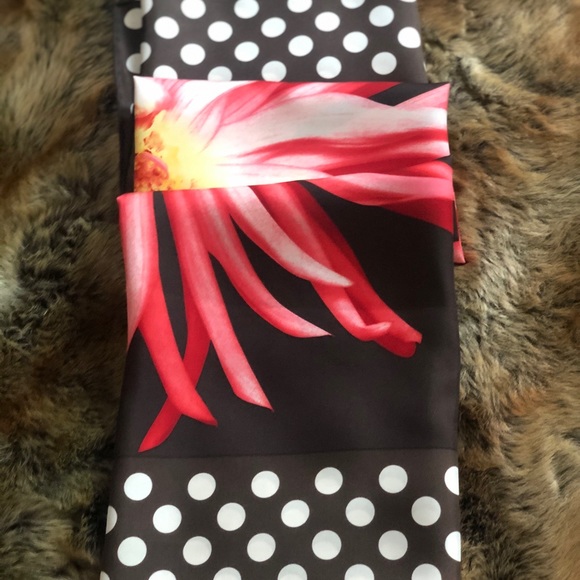 Gianfranco Ferre Accessories - Gianfranco Ferre Aıthentic Silk Scarf Brown